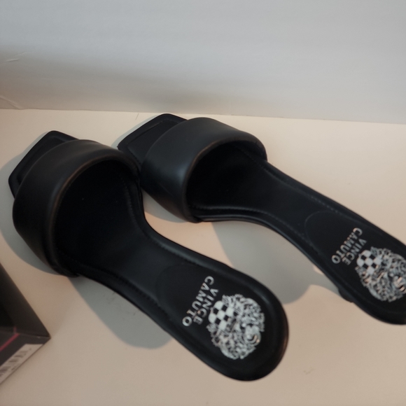 Vince Camuto Vernani Slide 12M - Picture 4 of 7